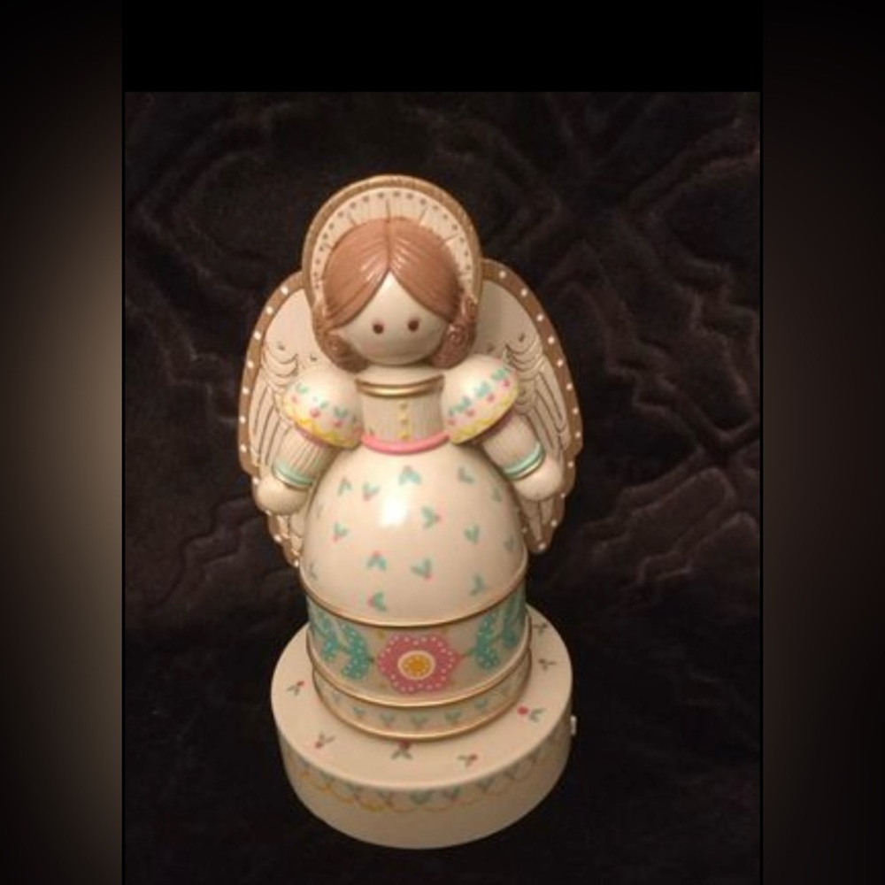 Vintage Angel Music BoxMade in Hong Kong Plays-“Silent Night”Christmas Holiday